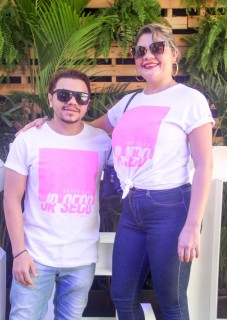 
<a style='margin-left: 5px;' class='btn btn-xs btn-social btn-facebook' href='https://www.facebook.com/sharer/sharer.php?u=https://galeramix.s01.web.getmuller.com.br/imagem/a114/800-800-90/conteudo/site_galerias/114/12-costelaco-junior-seco-silva-neto-canelinha-maiara-e-maraisa-galeramix-57.jpg' rel='popup' data-width='500' data-height='400'><i class='fa fa-facebook'></i>Compartilhar <span class='hidden-xs'>no Facebook</span>
</a> 
<a class='btn btn-default btn-xs' target='_blank' href='imagem/a114/800-800-90/conteudo/site_galerias/114/12-costelaco-junior-seco-silva-neto-canelinha-maiara-e-maraisa-galeramix-57.jpg'>
<span class='glyphicon glyphicon-cloud-download'></span> Salvar
</a>
