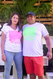 
<a style='margin-left: 5px;' class='btn btn-xs btn-social btn-facebook' href='https://www.facebook.com/sharer/sharer.php?u=https://galeramix.s01.web.getmuller.com.br/imagem/a114/800-800-90/conteudo/site_galerias/114/12-costelaco-junior-seco-silva-neto-canelinha-maiara-e-maraisa-galeramix-77.jpg' rel='popup' data-width='500' data-height='400'><i class='fa fa-facebook'></i>Compartilhar <span class='hidden-xs'>no Facebook</span>
</a> 
<a class='btn btn-default btn-xs' target='_blank' href='imagem/a114/800-800-90/conteudo/site_galerias/114/12-costelaco-junior-seco-silva-neto-canelinha-maiara-e-maraisa-galeramix-77.jpg'>
<span class='glyphicon glyphicon-cloud-download'></span> Salvar
</a>
