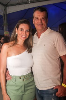 
<a style='margin-left: 5px;' class='btn btn-xs btn-social btn-facebook' href='https://www.facebook.com/sharer/sharer.php?u=https://galeramix.s01.web.getmuller.com.br/imagem/a115/800-800-90/conteudo/site_galerias/115/desenferruje-2022-127.jpg' rel='popup' data-width='500' data-height='400'><i class='fa fa-facebook'></i>Compartilhar <span class='hidden-xs'>no Facebook</span>
</a> 
<a class='btn btn-default btn-xs' target='_blank' href='imagem/a115/800-800-90/conteudo/site_galerias/115/desenferruje-2022-127.jpg'>
<span class='glyphicon glyphicon-cloud-download'></span> Salvar
</a>
