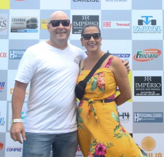 
<a style='margin-left: 5px;' class='btn btn-xs btn-social btn-facebook' href='https://www.facebook.com/sharer/sharer.php?u=https://galeramix.s01.web.getmuller.com.br/imagem/a115/800-800-90/conteudo/site_galerias/115/desenferruje-2022-30.jpg' rel='popup' data-width='500' data-height='400'><i class='fa fa-facebook'></i>Compartilhar <span class='hidden-xs'>no Facebook</span>
</a> 
<a class='btn btn-default btn-xs' target='_blank' href='imagem/a115/800-800-90/conteudo/site_galerias/115/desenferruje-2022-30.jpg'>
<span class='glyphicon glyphicon-cloud-download'></span> Salvar
</a>
