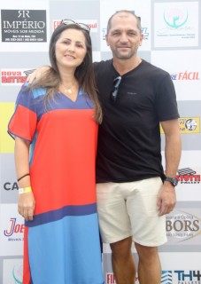 
<a style='margin-left: 5px;' class='btn btn-xs btn-social btn-facebook' href='https://www.facebook.com/sharer/sharer.php?u=https://galeramix.s01.web.getmuller.com.br/imagem/a115/800-800-90/conteudo/site_galerias/115/desenferruje-2022-40.jpg' rel='popup' data-width='500' data-height='400'><i class='fa fa-facebook'></i>Compartilhar <span class='hidden-xs'>no Facebook</span>
</a> 
<a class='btn btn-default btn-xs' target='_blank' href='imagem/a115/800-800-90/conteudo/site_galerias/115/desenferruje-2022-40.jpg'>
<span class='glyphicon glyphicon-cloud-download'></span> Salvar
</a>
