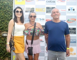 
<a style='margin-left: 5px;' class='btn btn-xs btn-social btn-facebook' href='https://www.facebook.com/sharer/sharer.php?u=https://galeramix.s01.web.getmuller.com.br/imagem/a115/800-800-90/conteudo/site_galerias/115/desenferruje-2022-59.jpg' rel='popup' data-width='500' data-height='400'><i class='fa fa-facebook'></i>Compartilhar <span class='hidden-xs'>no Facebook</span>
</a> 
<a class='btn btn-default btn-xs' target='_blank' href='imagem/a115/800-800-90/conteudo/site_galerias/115/desenferruje-2022-59.jpg'>
<span class='glyphicon glyphicon-cloud-download'></span> Salvar
</a>
