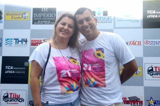 
<a style='margin-left: 5px;' class='btn btn-xs btn-social btn-facebook' href='https://www.facebook.com/sharer/sharer.php?u=https://galeramix.s01.web.getmuller.com.br/imagem/a115/800-800-90/conteudo/site_galerias/115/desenferruje-2022-6.jpg' rel='popup' data-width='500' data-height='400'><i class='fa fa-facebook'></i>Compartilhar <span class='hidden-xs'>no Facebook</span>
</a> 
<a class='btn btn-default btn-xs' target='_blank' href='imagem/a115/800-800-90/conteudo/site_galerias/115/desenferruje-2022-6.jpg'>
<span class='glyphicon glyphicon-cloud-download'></span> Salvar
</a>
