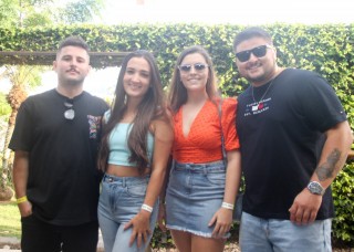 
<a style='margin-left: 5px;' class='btn btn-xs btn-social btn-facebook' href='https://www.facebook.com/sharer/sharer.php?u=https://galeramix.s01.web.getmuller.com.br/imagem/a115/800-800-90/conteudo/site_galerias/115/desenferruje-2022-86.jpg' rel='popup' data-width='500' data-height='400'><i class='fa fa-facebook'></i>Compartilhar <span class='hidden-xs'>no Facebook</span>
</a> 
<a class='btn btn-default btn-xs' target='_blank' href='imagem/a115/800-800-90/conteudo/site_galerias/115/desenferruje-2022-86.jpg'>
<span class='glyphicon glyphicon-cloud-download'></span> Salvar
</a>
