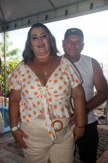 
<a style='margin-left: 5px;' class='btn btn-xs btn-social btn-facebook' href='https://www.facebook.com/sharer/sharer.php?u=https://galeramix.s01.web.getmuller.com.br/imagem/a115/800-800-90/conteudo/site_galerias/115/desenferruje-2022-95.jpg' rel='popup' data-width='500' data-height='400'><i class='fa fa-facebook'></i>Compartilhar <span class='hidden-xs'>no Facebook</span>
</a> 
<a class='btn btn-default btn-xs' target='_blank' href='imagem/a115/800-800-90/conteudo/site_galerias/115/desenferruje-2022-95.jpg'>
<span class='glyphicon glyphicon-cloud-download'></span> Salvar
</a>
