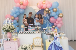 
<a style='margin-left: 5px;' class='btn btn-xs btn-social btn-facebook' href='https://www.facebook.com/sharer/sharer.php?u=https://galeramix.s01.web.getmuller.com.br/imagem/a116/800-800-90/conteudo/site_galerias/116/img8487.jpg' rel='popup' data-width='500' data-height='400'><i class='fa fa-facebook'></i>Compartilhar <span class='hidden-xs'>no Facebook</span>
</a> 
<a class='btn btn-default btn-xs' target='_blank' href='imagem/a116/800-800-90/conteudo/site_galerias/116/img8487.jpg'>
<span class='glyphicon glyphicon-cloud-download'></span> Salvar
</a>
