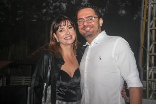 
<a style='margin-left: 5px;' class='btn btn-xs btn-social btn-facebook' href='https://www.facebook.com/sharer/sharer.php?u=https://galeramix.s01.web.getmuller.com.br/imagem/a117/800-800-90/conteudo/site_galerias/117/costelaco-junior-seco-2022-galera-mix-118.jpg' rel='popup' data-width='500' data-height='400'><i class='fa fa-facebook'></i>Compartilhar <span class='hidden-xs'>no Facebook</span>
</a> 
<a class='btn btn-default btn-xs' target='_blank' href='imagem/a117/800-800-90/conteudo/site_galerias/117/costelaco-junior-seco-2022-galera-mix-118.jpg'>
<span class='glyphicon glyphicon-cloud-download'></span> Salvar
</a>
