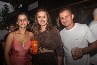 
<a style='margin-left: 5px;' class='btn btn-xs btn-social btn-facebook' href='https://www.facebook.com/sharer/sharer.php?u=https://galeramix.s01.web.getmuller.com.br/imagem/a117/800-800-90/conteudo/site_galerias/117/costelaco-junior-seco-2022-galera-mix-132.jpg' rel='popup' data-width='500' data-height='400'><i class='fa fa-facebook'></i>Compartilhar <span class='hidden-xs'>no Facebook</span>
</a> 
<a class='btn btn-default btn-xs' target='_blank' href='imagem/a117/800-800-90/conteudo/site_galerias/117/costelaco-junior-seco-2022-galera-mix-132.jpg'>
<span class='glyphicon glyphicon-cloud-download'></span> Salvar
</a>
