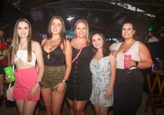 
<a style='margin-left: 5px;' class='btn btn-xs btn-social btn-facebook' href='https://www.facebook.com/sharer/sharer.php?u=https://galeramix.s01.web.getmuller.com.br/imagem/a117/800-800-90/conteudo/site_galerias/117/costelaco-junior-seco-2022-galera-mix-138.jpg' rel='popup' data-width='500' data-height='400'><i class='fa fa-facebook'></i>Compartilhar <span class='hidden-xs'>no Facebook</span>
</a> 
<a class='btn btn-default btn-xs' target='_blank' href='imagem/a117/800-800-90/conteudo/site_galerias/117/costelaco-junior-seco-2022-galera-mix-138.jpg'>
<span class='glyphicon glyphicon-cloud-download'></span> Salvar
</a>
