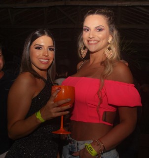 
<a style='margin-left: 5px;' class='btn btn-xs btn-social btn-facebook' href='https://www.facebook.com/sharer/sharer.php?u=https://galeramix.s01.web.getmuller.com.br/imagem/a117/800-800-90/conteudo/site_galerias/117/costelaco-junior-seco-2022-galera-mix-141.jpg' rel='popup' data-width='500' data-height='400'><i class='fa fa-facebook'></i>Compartilhar <span class='hidden-xs'>no Facebook</span>
</a> 
<a class='btn btn-default btn-xs' target='_blank' href='imagem/a117/800-800-90/conteudo/site_galerias/117/costelaco-junior-seco-2022-galera-mix-141.jpg'>
<span class='glyphicon glyphicon-cloud-download'></span> Salvar
</a>
