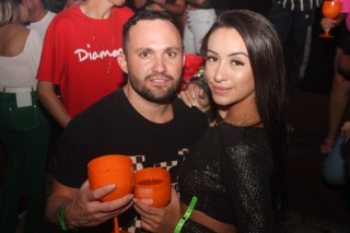 
<a style='margin-left: 5px;' class='btn btn-xs btn-social btn-facebook' href='https://www.facebook.com/sharer/sharer.php?u=https://galeramix.s01.web.getmuller.com.br/imagem/a117/800-800-90/conteudo/site_galerias/117/costelaco-junior-seco-2022-galera-mix-178.jpg' rel='popup' data-width='500' data-height='400'><i class='fa fa-facebook'></i>Compartilhar <span class='hidden-xs'>no Facebook</span>
</a> 
<a class='btn btn-default btn-xs' target='_blank' href='imagem/a117/800-800-90/conteudo/site_galerias/117/costelaco-junior-seco-2022-galera-mix-178.jpg'>
<span class='glyphicon glyphicon-cloud-download'></span> Salvar
</a>
