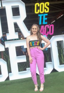 
<a style='margin-left: 5px;' class='btn btn-xs btn-social btn-facebook' href='https://www.facebook.com/sharer/sharer.php?u=https://galeramix.s01.web.getmuller.com.br/imagem/a117/800-800-90/conteudo/site_galerias/117/costelaco-junior-seco-2022-galera-mix-230.jpg' rel='popup' data-width='500' data-height='400'><i class='fa fa-facebook'></i>Compartilhar <span class='hidden-xs'>no Facebook</span>
</a> 
<a class='btn btn-default btn-xs' target='_blank' href='imagem/a117/800-800-90/conteudo/site_galerias/117/costelaco-junior-seco-2022-galera-mix-230.jpg'>
<span class='glyphicon glyphicon-cloud-download'></span> Salvar
</a>
