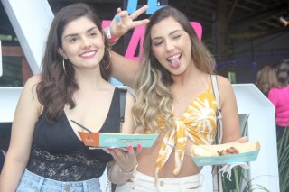 
<a style='margin-left: 5px;' class='btn btn-xs btn-social btn-facebook' href='https://www.facebook.com/sharer/sharer.php?u=https://galeramix.s01.web.getmuller.com.br/imagem/a117/800-800-90/conteudo/site_galerias/117/costelaco-junior-seco-2022-galera-mix-237.jpg' rel='popup' data-width='500' data-height='400'><i class='fa fa-facebook'></i>Compartilhar <span class='hidden-xs'>no Facebook</span>
</a> 
<a class='btn btn-default btn-xs' target='_blank' href='imagem/a117/800-800-90/conteudo/site_galerias/117/costelaco-junior-seco-2022-galera-mix-237.jpg'>
<span class='glyphicon glyphicon-cloud-download'></span> Salvar
</a>
