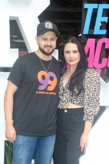 
<a style='margin-left: 5px;' class='btn btn-xs btn-social btn-facebook' href='https://www.facebook.com/sharer/sharer.php?u=https://galeramix.s01.web.getmuller.com.br/imagem/a117/800-800-90/conteudo/site_galerias/117/costelaco-junior-seco-2022-galera-mix-242.jpg' rel='popup' data-width='500' data-height='400'><i class='fa fa-facebook'></i>Compartilhar <span class='hidden-xs'>no Facebook</span>
</a> 
<a class='btn btn-default btn-xs' target='_blank' href='imagem/a117/800-800-90/conteudo/site_galerias/117/costelaco-junior-seco-2022-galera-mix-242.jpg'>
<span class='glyphicon glyphicon-cloud-download'></span> Salvar
</a>
