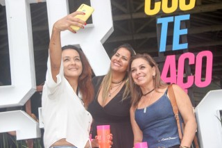 
<a style='margin-left: 5px;' class='btn btn-xs btn-social btn-facebook' href='https://www.facebook.com/sharer/sharer.php?u=https://galeramix.s01.web.getmuller.com.br/imagem/a117/800-800-90/conteudo/site_galerias/117/costelaco-junior-seco-2022-galera-mix-280.jpg' rel='popup' data-width='500' data-height='400'><i class='fa fa-facebook'></i>Compartilhar <span class='hidden-xs'>no Facebook</span>
</a> 
<a class='btn btn-default btn-xs' target='_blank' href='imagem/a117/800-800-90/conteudo/site_galerias/117/costelaco-junior-seco-2022-galera-mix-280.jpg'>
<span class='glyphicon glyphicon-cloud-download'></span> Salvar
</a>
