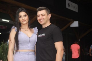 
<a style='margin-left: 5px;' class='btn btn-xs btn-social btn-facebook' href='https://www.facebook.com/sharer/sharer.php?u=https://galeramix.s01.web.getmuller.com.br/imagem/a117/800-800-90/conteudo/site_galerias/117/costelaco-junior-seco-2022-galera-mix-298.jpg' rel='popup' data-width='500' data-height='400'><i class='fa fa-facebook'></i>Compartilhar <span class='hidden-xs'>no Facebook</span>
</a> 
<a class='btn btn-default btn-xs' target='_blank' href='imagem/a117/800-800-90/conteudo/site_galerias/117/costelaco-junior-seco-2022-galera-mix-298.jpg'>
<span class='glyphicon glyphicon-cloud-download'></span> Salvar
</a>
