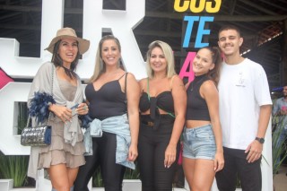 
<a style='margin-left: 5px;' class='btn btn-xs btn-social btn-facebook' href='https://www.facebook.com/sharer/sharer.php?u=https://galeramix.s01.web.getmuller.com.br/imagem/a117/800-800-90/conteudo/site_galerias/117/costelaco-junior-seco-2022-galera-mix-303.jpg' rel='popup' data-width='500' data-height='400'><i class='fa fa-facebook'></i>Compartilhar <span class='hidden-xs'>no Facebook</span>
</a> 
<a class='btn btn-default btn-xs' target='_blank' href='imagem/a117/800-800-90/conteudo/site_galerias/117/costelaco-junior-seco-2022-galera-mix-303.jpg'>
<span class='glyphicon glyphicon-cloud-download'></span> Salvar
</a>
