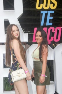 
<a style='margin-left: 5px;' class='btn btn-xs btn-social btn-facebook' href='https://www.facebook.com/sharer/sharer.php?u=https://galeramix.s01.web.getmuller.com.br/imagem/a117/800-800-90/conteudo/site_galerias/117/costelaco-junior-seco-2022-galera-mix-329.jpg' rel='popup' data-width='500' data-height='400'><i class='fa fa-facebook'></i>Compartilhar <span class='hidden-xs'>no Facebook</span>
</a> 
<a class='btn btn-default btn-xs' target='_blank' href='imagem/a117/800-800-90/conteudo/site_galerias/117/costelaco-junior-seco-2022-galera-mix-329.jpg'>
<span class='glyphicon glyphicon-cloud-download'></span> Salvar
</a>
