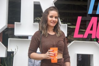 
<a style='margin-left: 5px;' class='btn btn-xs btn-social btn-facebook' href='https://www.facebook.com/sharer/sharer.php?u=https://galeramix.s01.web.getmuller.com.br/imagem/a117/800-800-90/conteudo/site_galerias/117/costelaco-junior-seco-2022-galera-mix-38.jpg' rel='popup' data-width='500' data-height='400'><i class='fa fa-facebook'></i>Compartilhar <span class='hidden-xs'>no Facebook</span>
</a> 
<a class='btn btn-default btn-xs' target='_blank' href='imagem/a117/800-800-90/conteudo/site_galerias/117/costelaco-junior-seco-2022-galera-mix-38.jpg'>
<span class='glyphicon glyphicon-cloud-download'></span> Salvar
</a>
