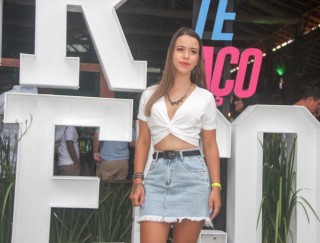 
<a style='margin-left: 5px;' class='btn btn-xs btn-social btn-facebook' href='https://www.facebook.com/sharer/sharer.php?u=https://galeramix.s01.web.getmuller.com.br/imagem/a117/800-800-90/conteudo/site_galerias/117/costelaco-junior-seco-2022-galera-mix-54.jpg' rel='popup' data-width='500' data-height='400'><i class='fa fa-facebook'></i>Compartilhar <span class='hidden-xs'>no Facebook</span>
</a> 
<a class='btn btn-default btn-xs' target='_blank' href='imagem/a117/800-800-90/conteudo/site_galerias/117/costelaco-junior-seco-2022-galera-mix-54.jpg'>
<span class='glyphicon glyphicon-cloud-download'></span> Salvar
</a>
