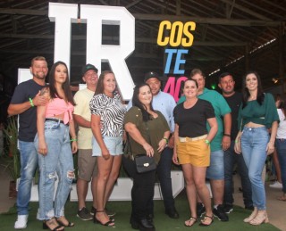 
<a style='margin-left: 5px;' class='btn btn-xs btn-social btn-facebook' href='https://www.facebook.com/sharer/sharer.php?u=https://galeramix.s01.web.getmuller.com.br/imagem/a117/800-800-90/conteudo/site_galerias/117/costelaco-junior-seco-2022-galera-mix-67.jpg' rel='popup' data-width='500' data-height='400'><i class='fa fa-facebook'></i>Compartilhar <span class='hidden-xs'>no Facebook</span>
</a> 
<a class='btn btn-default btn-xs' target='_blank' href='imagem/a117/800-800-90/conteudo/site_galerias/117/costelaco-junior-seco-2022-galera-mix-67.jpg'>
<span class='glyphicon glyphicon-cloud-download'></span> Salvar
</a>
