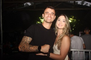 
<a style='margin-left: 5px;' class='btn btn-xs btn-social btn-facebook' href='https://www.facebook.com/sharer/sharer.php?u=https://galeramix.s01.web.getmuller.com.br/imagem/a117/800-800-90/conteudo/site_galerias/117/costelaco-junior-seco-2022-galera-mix-96.jpg' rel='popup' data-width='500' data-height='400'><i class='fa fa-facebook'></i>Compartilhar <span class='hidden-xs'>no Facebook</span>
</a> 
<a class='btn btn-default btn-xs' target='_blank' href='imagem/a117/800-800-90/conteudo/site_galerias/117/costelaco-junior-seco-2022-galera-mix-96.jpg'>
<span class='glyphicon glyphicon-cloud-download'></span> Salvar
</a>
