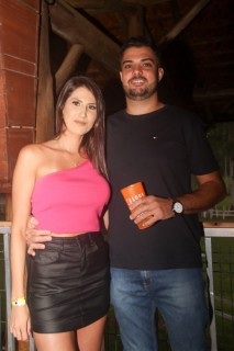 
<a style='margin-left: 5px;' class='btn btn-xs btn-social btn-facebook' href='https://www.facebook.com/sharer/sharer.php?u=https://galeramix.s01.web.getmuller.com.br/imagem/a117/800-800-90/conteudo/site_galerias/117/costelaco-junior-seco-2022-galera-mix-99.jpg' rel='popup' data-width='500' data-height='400'><i class='fa fa-facebook'></i>Compartilhar <span class='hidden-xs'>no Facebook</span>
</a> 
<a class='btn btn-default btn-xs' target='_blank' href='imagem/a117/800-800-90/conteudo/site_galerias/117/costelaco-junior-seco-2022-galera-mix-99.jpg'>
<span class='glyphicon glyphicon-cloud-download'></span> Salvar
</a>
