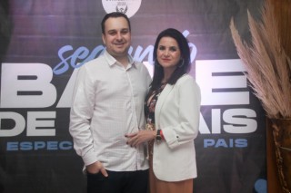 
            <a style='margin-left: 5px;' class='btn btn-xs btn-social btn-facebook' href='https://www.facebook.com/sharer/sharer.php?u=https://galeramix.s01.web.getmuller.com.br/imagem/a118/800-800-90/conteudo/site_galerias/118/0023.jpg' rel='popup' data-width='500' data-height='400'><i class='fa fa-facebook'></i>Compartilhar <span class='hidden-xs'>no Facebook</span>
        </a> 
        <a class='btn btn-default btn-xs' target='_blank' href='imagem/a118/800-800-90/conteudo/site_galerias/118/0023.jpg'>
            <span class='glyphicon glyphicon-cloud-download'></span> Salvar
        </a>
        