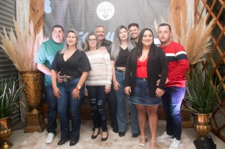 
<a style='margin-left: 5px;' class='btn btn-xs btn-social btn-facebook' href='https://www.facebook.com/sharer/sharer.php?u=https://galeramix.s01.web.getmuller.com.br/imagem/a118/800-800-90/conteudo/site_galerias/118/0029.jpg' rel='popup' data-width='500' data-height='400'><i class='fa fa-facebook'></i>Compartilhar <span class='hidden-xs'>no Facebook</span>
</a> 
<a class='btn btn-default btn-xs' target='_blank' href='imagem/a118/800-800-90/conteudo/site_galerias/118/0029.jpg'>
<span class='glyphicon glyphicon-cloud-download'></span> Salvar
</a>
