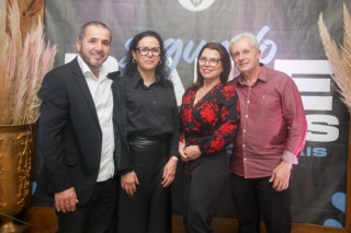 
<a style='margin-left: 5px;' class='btn btn-xs btn-social btn-facebook' href='https://www.facebook.com/sharer/sharer.php?u=https://galeramix.s01.web.getmuller.com.br/imagem/a118/800-800-90/conteudo/site_galerias/118/0094.jpg' rel='popup' data-width='500' data-height='400'><i class='fa fa-facebook'></i>Compartilhar <span class='hidden-xs'>no Facebook</span>
</a> 
<a class='btn btn-default btn-xs' target='_blank' href='imagem/a118/800-800-90/conteudo/site_galerias/118/0094.jpg'>
<span class='glyphicon glyphicon-cloud-download'></span> Salvar
</a>
