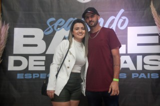 
<a style='margin-left: 5px;' class='btn btn-xs btn-social btn-facebook' href='https://www.facebook.com/sharer/sharer.php?u=https://galeramix.s01.web.getmuller.com.br/imagem/a118/800-800-90/conteudo/site_galerias/118/baile-73.jpg' rel='popup' data-width='500' data-height='400'><i class='fa fa-facebook'></i>Compartilhar <span class='hidden-xs'>no Facebook</span>
</a> 
<a class='btn btn-default btn-xs' target='_blank' href='imagem/a118/800-800-90/conteudo/site_galerias/118/baile-73.jpg'>
<span class='glyphicon glyphicon-cloud-download'></span> Salvar
</a>
