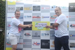 
        <a style='margin-left: 5px;' class='btn btn-xs btn-social btn-facebook' href='https://www.facebook.com/sharer/sharer.php?u=https://galeramix.s01.web.getmuller.com.br/imagem/a119/800-800-90/conteudo/site_galerias/119/deseferrujem-22.jpg' rel='popup' data-width='500' data-height='400'><i class='fa fa-facebook'></i>Compartilhar <span class='hidden-xs'>no Facebook</span>
    </a> 
    <a class='btn btn-default btn-xs' target='_blank' href='imagem/a119/800-800-90/conteudo/site_galerias/119/deseferrujem-22.jpg'>
        <span class='glyphicon glyphicon-cloud-download'></span> Salvar
    </a>
    