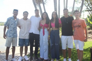 
<a style='margin-left: 5px;' class='btn btn-xs btn-social btn-facebook' href='https://www.facebook.com/sharer/sharer.php?u=https://galeramix.s01.web.getmuller.com.br/imagem/a119/800-800-90/conteudo/site_galerias/119/deseferrujem-30.jpg' rel='popup' data-width='500' data-height='400'><i class='fa fa-facebook'></i>Compartilhar <span class='hidden-xs'>no Facebook</span>
</a> 
<a class='btn btn-default btn-xs' target='_blank' href='imagem/a119/800-800-90/conteudo/site_galerias/119/deseferrujem-30.jpg'>
<span class='glyphicon glyphicon-cloud-download'></span> Salvar
</a>
