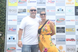 
<a style='margin-left: 5px;' class='btn btn-xs btn-social btn-facebook' href='https://www.facebook.com/sharer/sharer.php?u=https://galeramix.s01.web.getmuller.com.br/imagem/a119/800-800-90/conteudo/site_galerias/119/deseferrujem-49.jpg' rel='popup' data-width='500' data-height='400'><i class='fa fa-facebook'></i>Compartilhar <span class='hidden-xs'>no Facebook</span>
</a> 
<a class='btn btn-default btn-xs' target='_blank' href='imagem/a119/800-800-90/conteudo/site_galerias/119/deseferrujem-49.jpg'>
<span class='glyphicon glyphicon-cloud-download'></span> Salvar
</a>
