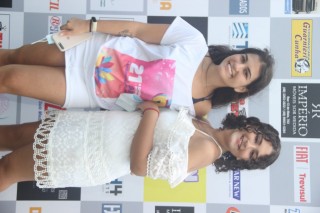 
<a style='margin-left: 5px;' class='btn btn-xs btn-social btn-facebook' href='https://www.facebook.com/sharer/sharer.php?u=https://galeramix.s01.web.getmuller.com.br/imagem/a119/800-800-90/conteudo/site_galerias/119/deseferrujem-58.jpg' rel='popup' data-width='500' data-height='400'><i class='fa fa-facebook'></i>Compartilhar <span class='hidden-xs'>no Facebook</span>
</a> 
<a class='btn btn-default btn-xs' target='_blank' href='imagem/a119/800-800-90/conteudo/site_galerias/119/deseferrujem-58.jpg'>
<span class='glyphicon glyphicon-cloud-download'></span> Salvar
</a>
