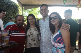 
<a style='margin-left: 5px;' class='btn btn-xs btn-social btn-facebook' href='https://www.facebook.com/sharer/sharer.php?u=https://galeramix.s01.web.getmuller.com.br/imagem/a119/800-800-90/conteudo/site_galerias/119/deseferrujem-98.jpg' rel='popup' data-width='500' data-height='400'><i class='fa fa-facebook'></i>Compartilhar <span class='hidden-xs'>no Facebook</span>
</a> 
<a class='btn btn-default btn-xs' target='_blank' href='imagem/a119/800-800-90/conteudo/site_galerias/119/deseferrujem-98.jpg'>
<span class='glyphicon glyphicon-cloud-download'></span> Salvar
</a>
