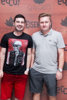 
                                <a style='margin-left: 5px;' class='btn btn-xs btn-social btn-facebook' href='https://www.facebook.com/sharer/sharer.php?u=https://galeramix.s01.web.getmuller.com.br/imagem/a12/800-800-90/conteudo/site_galerias/12/img1497.jpg' rel='popup' data-width='500' data-height='400'><i class='fa fa-facebook'></i>Compartilhar <span class='hidden-xs'>no Facebook</span>
                            </a> 
                            <a class='btn btn-default btn-xs' target='_blank' href='imagem/a12/800-800-90/conteudo/site_galerias/12/img1497.jpg'>
                                <span class='glyphicon glyphicon-cloud-download'></span> Salvar
                            </a>
                            