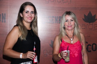 
<a style='margin-left: 5px;' class='btn btn-xs btn-social btn-facebook' href='https://www.facebook.com/sharer/sharer.php?u=https://galeramix.s01.web.getmuller.com.br/imagem/a12/800-800-90/conteudo/site_galerias/12/img1520.jpg' rel='popup' data-width='500' data-height='400'><i class='fa fa-facebook'></i>Compartilhar <span class='hidden-xs'>no Facebook</span>
</a> 
<a class='btn btn-default btn-xs' target='_blank' href='imagem/a12/800-800-90/conteudo/site_galerias/12/img1520.jpg'>
<span class='glyphicon glyphicon-cloud-download'></span> Salvar
</a>
