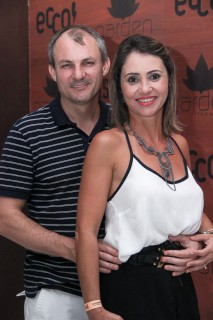 
<a style='margin-left: 5px;' class='btn btn-xs btn-social btn-facebook' href='https://www.facebook.com/sharer/sharer.php?u=https://galeramix.s01.web.getmuller.com.br/imagem/a12/800-800-90/conteudo/site_galerias/12/img1529.jpg' rel='popup' data-width='500' data-height='400'><i class='fa fa-facebook'></i>Compartilhar <span class='hidden-xs'>no Facebook</span>
</a> 
<a class='btn btn-default btn-xs' target='_blank' href='imagem/a12/800-800-90/conteudo/site_galerias/12/img1529.jpg'>
<span class='glyphicon glyphicon-cloud-download'></span> Salvar
</a>
