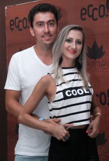 
<a style='margin-left: 5px;' class='btn btn-xs btn-social btn-facebook' href='https://www.facebook.com/sharer/sharer.php?u=https://galeramix.s01.web.getmuller.com.br/imagem/a12/800-800-90/conteudo/site_galerias/12/img1530.jpg' rel='popup' data-width='500' data-height='400'><i class='fa fa-facebook'></i>Compartilhar <span class='hidden-xs'>no Facebook</span>
</a> 
<a class='btn btn-default btn-xs' target='_blank' href='imagem/a12/800-800-90/conteudo/site_galerias/12/img1530.jpg'>
<span class='glyphicon glyphicon-cloud-download'></span> Salvar
</a>
