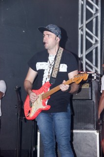 
<a style='margin-left: 5px;' class='btn btn-xs btn-social btn-facebook' href='https://www.facebook.com/sharer/sharer.php?u=https://galeramix.s01.web.getmuller.com.br/imagem/a12/800-800-90/conteudo/site_galerias/12/img1624.jpg' rel='popup' data-width='500' data-height='400'><i class='fa fa-facebook'></i>Compartilhar <span class='hidden-xs'>no Facebook</span>
</a> 
<a class='btn btn-default btn-xs' target='_blank' href='imagem/a12/800-800-90/conteudo/site_galerias/12/img1624.jpg'>
<span class='glyphicon glyphicon-cloud-download'></span> Salvar
</a>
