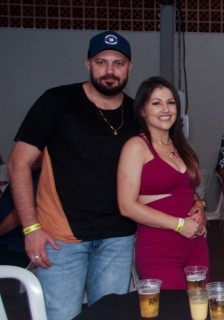 
                <a style='margin-left: 5px;' class='btn btn-xs btn-social btn-facebook' href='https://www.facebook.com/sharer/sharer.php?u=https://galeramix.s01.web.getmuller.com.br/imagem/a120/800-800-90/conteudo/site_galerias/120/e-hoje-que-eu-volto-amanha-102.jpg' rel='popup' data-width='500' data-height='400'><i class='fa fa-facebook'></i>Compartilhar <span class='hidden-xs'>no Facebook</span>
            </a> 
            <a class='btn btn-default btn-xs' target='_blank' href='imagem/a120/800-800-90/conteudo/site_galerias/120/e-hoje-que-eu-volto-amanha-102.jpg'>
                <span class='glyphicon glyphicon-cloud-download'></span> Salvar
            </a>
            