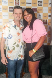 
<a style='margin-left: 5px;' class='btn btn-xs btn-social btn-facebook' href='https://www.facebook.com/sharer/sharer.php?u=https://galeramix.s01.web.getmuller.com.br/imagem/a120/800-800-90/conteudo/site_galerias/120/e-hoje-que-eu-volto-amanha-177.jpg' rel='popup' data-width='500' data-height='400'><i class='fa fa-facebook'></i>Compartilhar <span class='hidden-xs'>no Facebook</span>
</a> 
<a class='btn btn-default btn-xs' target='_blank' href='imagem/a120/800-800-90/conteudo/site_galerias/120/e-hoje-que-eu-volto-amanha-177.jpg'>
<span class='glyphicon glyphicon-cloud-download'></span> Salvar
</a>
