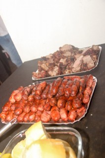 
<a style='margin-left: 5px;' class='btn btn-xs btn-social btn-facebook' href='https://www.facebook.com/sharer/sharer.php?u=https://galeramix.s01.web.getmuller.com.br/imagem/a120/800-800-90/conteudo/site_galerias/120/e-hoje-que-eu-volto-amanha-75.jpg' rel='popup' data-width='500' data-height='400'><i class='fa fa-facebook'></i>Compartilhar <span class='hidden-xs'>no Facebook</span>
</a> 
<a class='btn btn-default btn-xs' target='_blank' href='imagem/a120/800-800-90/conteudo/site_galerias/120/e-hoje-que-eu-volto-amanha-75.jpg'>
<span class='glyphicon glyphicon-cloud-download'></span> Salvar
</a>
