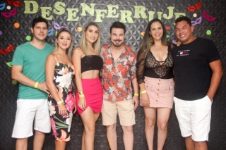 
<a style='margin-left: 5px;' class='btn btn-xs btn-social btn-facebook' href='https://www.facebook.com/sharer/sharer.php?u=https://galeramix.s01.web.getmuller.com.br/imagem/a128/800-800-90/conteudo/site_galerias/128/desenferruje-baile-de-carnaval-de-casais-em-tijucas-164.jpg' rel='popup' data-width='500' data-height='400'><i class='fa fa-facebook'></i>Compartilhar <span class='hidden-xs'>no Facebook</span>
</a> 
<a class='btn btn-default btn-xs' target='_blank' href='imagem/a128/800-800-90/conteudo/site_galerias/128/desenferruje-baile-de-carnaval-de-casais-em-tijucas-164.jpg'>
<span class='glyphicon glyphicon-cloud-download'></span> Salvar
</a>
