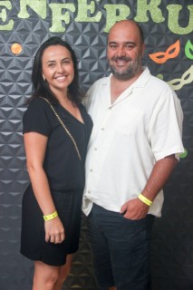 
<a style='margin-left: 5px;' class='btn btn-xs btn-social btn-facebook' href='https://www.facebook.com/sharer/sharer.php?u=https://galeramix.s01.web.getmuller.com.br/imagem/a128/800-800-90/conteudo/site_galerias/128/desenferruje-baile-de-carnaval-de-casais-em-tijucas-166.jpg' rel='popup' data-width='500' data-height='400'><i class='fa fa-facebook'></i>Compartilhar <span class='hidden-xs'>no Facebook</span>
</a> 
<a class='btn btn-default btn-xs' target='_blank' href='imagem/a128/800-800-90/conteudo/site_galerias/128/desenferruje-baile-de-carnaval-de-casais-em-tijucas-166.jpg'>
<span class='glyphicon glyphicon-cloud-download'></span> Salvar
</a>
