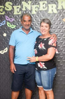 
<a style='margin-left: 5px;' class='btn btn-xs btn-social btn-facebook' href='https://www.facebook.com/sharer/sharer.php?u=https://galeramix.s01.web.getmuller.com.br/imagem/a128/800-800-90/conteudo/site_galerias/128/desenferruje-baile-de-carnaval-de-casais-em-tijucas-37.jpg' rel='popup' data-width='500' data-height='400'><i class='fa fa-facebook'></i>Compartilhar <span class='hidden-xs'>no Facebook</span>
</a> 
<a class='btn btn-default btn-xs' target='_blank' href='imagem/a128/800-800-90/conteudo/site_galerias/128/desenferruje-baile-de-carnaval-de-casais-em-tijucas-37.jpg'>
<span class='glyphicon glyphicon-cloud-download'></span> Salvar
</a>
