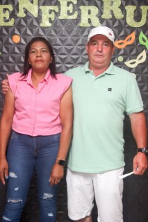 
<a style='margin-left: 5px;' class='btn btn-xs btn-social btn-facebook' href='https://www.facebook.com/sharer/sharer.php?u=https://galeramix.s01.web.getmuller.com.br/imagem/a128/800-800-90/conteudo/site_galerias/128/desenferruje-baile-de-carnaval-de-casais-em-tijucas-39.jpg' rel='popup' data-width='500' data-height='400'><i class='fa fa-facebook'></i>Compartilhar <span class='hidden-xs'>no Facebook</span>
</a> 
<a class='btn btn-default btn-xs' target='_blank' href='imagem/a128/800-800-90/conteudo/site_galerias/128/desenferruje-baile-de-carnaval-de-casais-em-tijucas-39.jpg'>
<span class='glyphicon glyphicon-cloud-download'></span> Salvar
</a>
