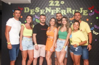 
<a style='margin-left: 5px;' class='btn btn-xs btn-social btn-facebook' href='https://www.facebook.com/sharer/sharer.php?u=https://galeramix.s01.web.getmuller.com.br/imagem/a128/800-800-90/conteudo/site_galerias/128/desenferruje-baile-de-carnaval-de-casais-em-tijucas-81.jpg' rel='popup' data-width='500' data-height='400'><i class='fa fa-facebook'></i>Compartilhar <span class='hidden-xs'>no Facebook</span>
</a> 
<a class='btn btn-default btn-xs' target='_blank' href='imagem/a128/800-800-90/conteudo/site_galerias/128/desenferruje-baile-de-carnaval-de-casais-em-tijucas-81.jpg'>
<span class='glyphicon glyphicon-cloud-download'></span> Salvar
</a>
