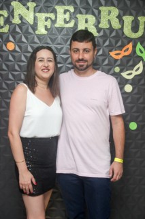 
<a style='margin-left: 5px;' class='btn btn-xs btn-social btn-facebook' href='https://www.facebook.com/sharer/sharer.php?u=https://galeramix.s01.web.getmuller.com.br/imagem/a128/800-800-90/conteudo/site_galerias/128/desenferruje-baile-de-carnaval-de-casais-em-tijucas-93.jpg' rel='popup' data-width='500' data-height='400'><i class='fa fa-facebook'></i>Compartilhar <span class='hidden-xs'>no Facebook</span>
</a> 
<a class='btn btn-default btn-xs' target='_blank' href='imagem/a128/800-800-90/conteudo/site_galerias/128/desenferruje-baile-de-carnaval-de-casais-em-tijucas-93.jpg'>
<span class='glyphicon glyphicon-cloud-download'></span> Salvar
</a>
